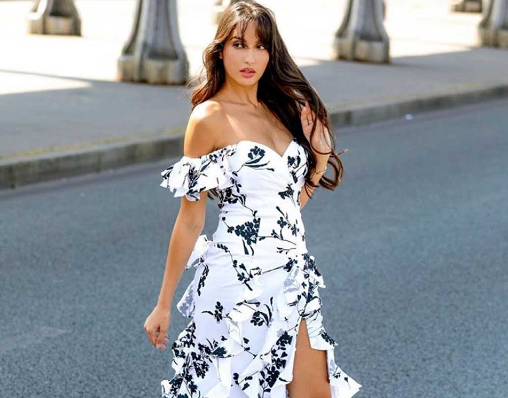 ‘দিলবর’ গানের একটি অ্যারবিক রিমেকও আছে। আর সেই রিমেকটি গেয়েছেন নোরা ফতেহি নিজেই। অর্থাত্ শুধু নাচ বা অভিনয় নয়, গানেও সমান পারদর্শী নোরা।