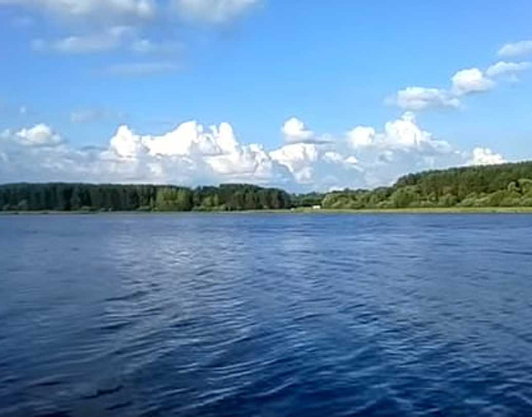 রিজকোভের দাবি, সেমলেভো নয়, সম্রাট আসলে এই জায়গা থেকে ৪০ মাইল দূরে লুকিয়েছিলেন এই সোনা। আসল এই সোনা রয়েছে লেক বোলশায়ায়।