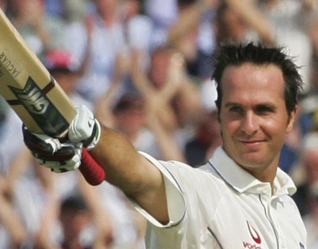 ২০০৫ সালে শেষ বার ফলো অনের সামনে পড়তে হয়েছিল অজিদের। তখনও বিপক্ষে ইংল্যান্ড। নটিংহ্যামে মাইকেল ভনের ইংল্যান্ড প্রথম ইনিংসে করেছিল ৪৭৭ রান।