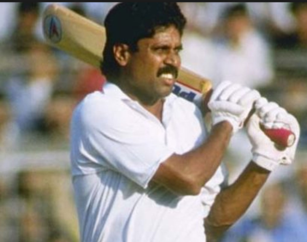 এই নিয়ে অস্ট্রেলিয়ায় মাটিতে দ্বিতীয় বার তাদের ফলো অন করালো ভারত। এর আগে ১৯৮৬ সালে সিডনিতেই চার উইকেটে ৬০০ রান তুলেছিল কপিল দেবের ভারত।