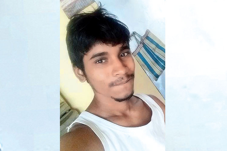 22-Year-old confesses his crime of murdering his father due to constant turmoil in the family