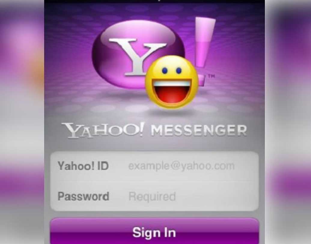 হোয়াটসঅ্যাপ, ফেসবুক, স্ন্যাপচ্যাট, ইনস্টাগ্রামের সঙ্গে পাল্লা দিতে না পেরে ইয়াহু মেসেঞ্জার তুলে নিতে বাধ্য হয়।