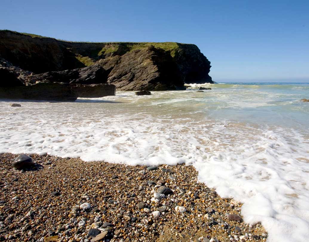 যদিও লোহার জিনিসগুলির বেশির ভাগই এত বছর জলে থেকে মরচে ধরে গিয়েছে। ফেল্‌সের দাবি, আরও অনেক কিছু উদ্ধার হতে পারে কর্নওয়েলের লিজার্ড পেনিনসুলা থেকে।