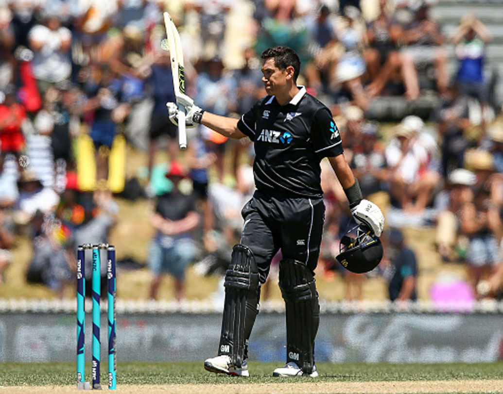 রস টেলর: নিউজিল্যান্ডের এই অলরাউন্ডারটি গত বছর মাত্র দশটি ইনিংসে ব্যাট করেছিলেন। গড় ৯০-এর উপর। রয়েছে দুটি শতরান।