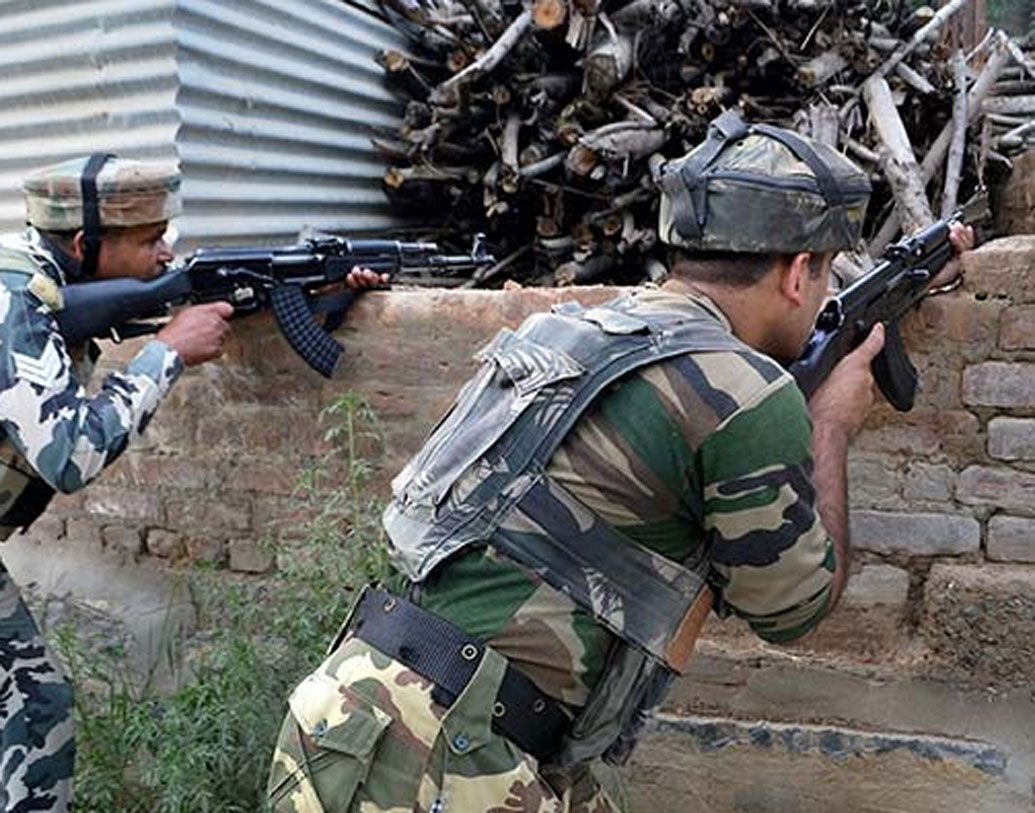 পরীক্ষামূলক ভাবে সেনা এই কার্বাইনের ব্যবহার শুরু করেছে। সবুজ সঙ্কেত মিললেই পাকাপাকি ভাবে সেনার হাতে তুলে দেওয়া হবে এই মারণ অস্ত্র। কী বিশেষত্ব রয়েছে এই কার্বাইনে?