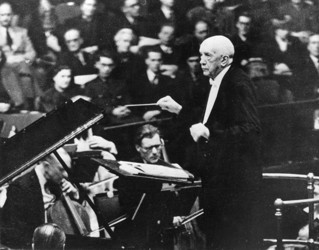 কিন্তু দুর্ভাগ্যবশত এই চিঠি লেখার কয়েক দিন পরেই মারা যান স্ট্রস। তাই এ নিয়ে আর কথা এগোয়নি। আর এই এক চিঠি থেকেই স্ট্রসের সঙ্গে নাম জুড়ে যায় ভারতীয় মহারাজ জয়চামরাজেন্দ্রর।