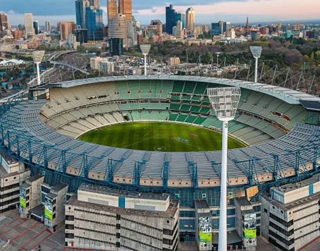 ১৯৮৮-৮৯ সালে বড়দিনের সময়ে অস্ট্রেলিয়া-ওয়েস্ট ইন্ডিজ টেস্ট ম্যাচটি প্যাটারসনের জীবনে উল্লেখযোগ্য। মেলবোর্নের মাঠে প্যাটারসনকে বাউন্সার দিয়েছিলেন স্টিভ ওয়। এর জেরে অস্ট্রেলিয়ার সাজঘরে গিয়ে হুমকি দিয়ে এসেছিলেন প্যাটারসন, তিনি একাই শেষ করবেন অজিদের ইনিংস।