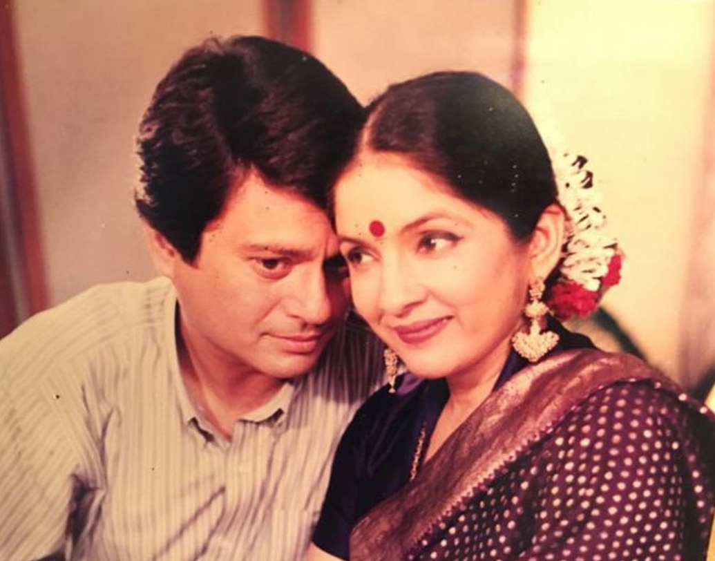 বড় পর্দার সঙ্গেই নীনা কাজ শুরু করেছিলেন টেলিভিশনে। তাঁর প্রথম কাজ ‘খানদান’। তারপর ‘যাত্রা’, ‘ভারত এক খোঁজ’, ‘শ্রীমান শ্রীমতি’, ‘লেডিজ স্পেশাল’-এর মতো টেলিভিশন শো-এ নীনাই ছিলেন প্রধান মুখ।