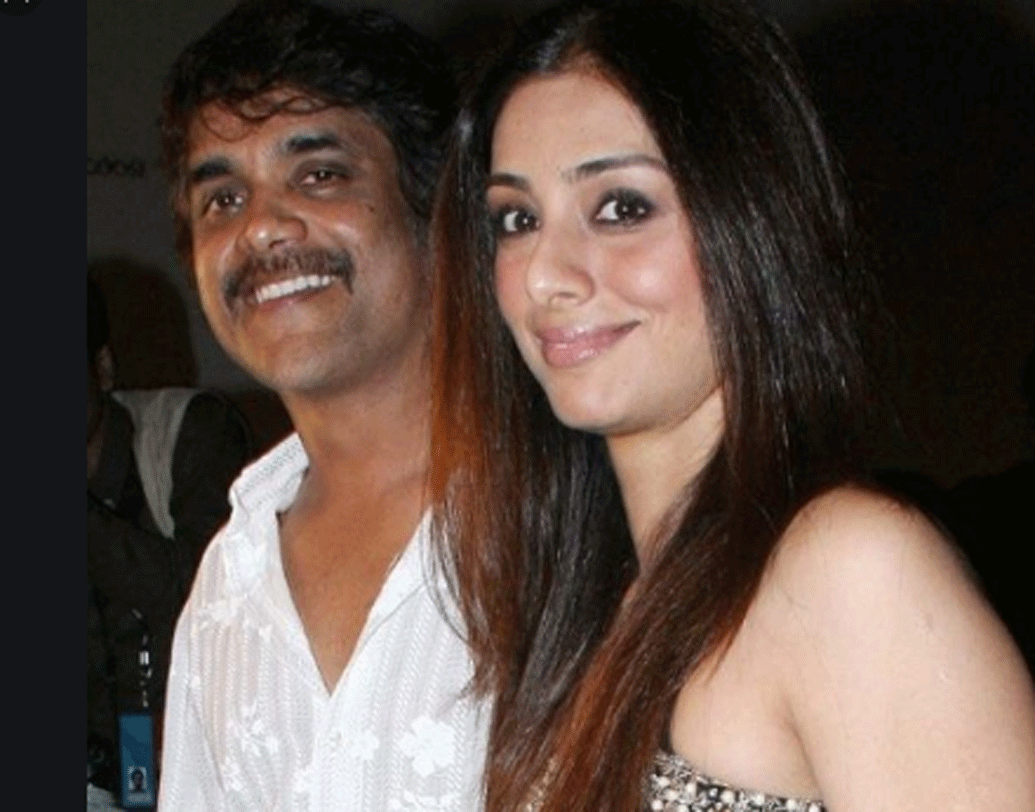 তব্বুর জীবনে তৃতীয় পুরুষ, দক্ষিণী সুপারস্টার নাগার্জুন। তব্বুর সঙ্গে ডেট করার সময়ই নাগার্জুন বিবাহিত ছিলেন। তব্বু সেটা জানতেনও। তাই তাঁরা গোপনে ডেট করতেন। এ ভাবে ১০ বছর তাঁদের সম্পর্ক থাকে। যা সময়ের সঙ্গে ক্রমশ গভীর হয়। এতদিন তব্বু আশা করে ছিলেন যে তাঁকে দেওয়া প্রতিশ্রুতি নাগার্জুন রাখবেন।