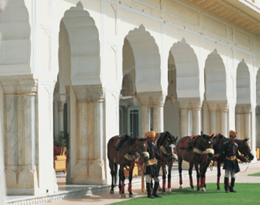 সে সময় যুবরাজ দ্বিতীয় রাম সিংহ এই প্রাসাদাকে বাগানবাড়ি হিসাবে ব্যবহার করতেন। ওয়েট নার্সকে রাখা হত এই প্রাসাদে। রানির মৃত্যু বা অসুস্থতার জন্য বা রানি যদি তাঁর সদ্যোজাতকে দেখভালের অধিকার হারাতেন, তা হলে একজন মহিলা রানির সন্তানকে স্তন্যপান করাতেন। তাঁরাই ছিলেন ওয়েট নার্স।