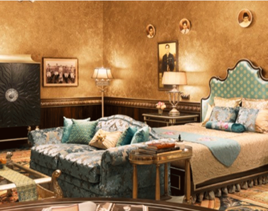 ১৯৩১ সালে স্যর স্যামুয়েল জেকবের নকশা অনুযায়ী প্রাসাদে অনেক পরিবর্তন আনা হয়। মহারাজা দ্বিতীয় সওয়াই মান সিংহ এটাকেই তাঁর মূল বাসভবন করে তোলেন। মহারানি গায়েত্রী দেবীর সঙ্গে তিনি এই প্রাসাদেই ছিলেন।