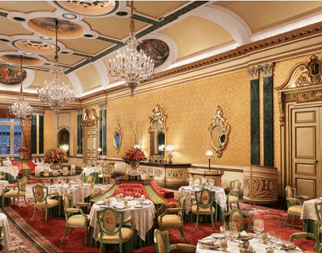 বর্তমানে এই প্রাসাদটাই তাজ গোষ্ঠীর অধীন হোটেল। ৭৮টা বিলাসবহুল ঘর এবং সুইট রয়েছে এতে। এই ঘরগুলোতেই আগে মহারাজারা থাকতেন।