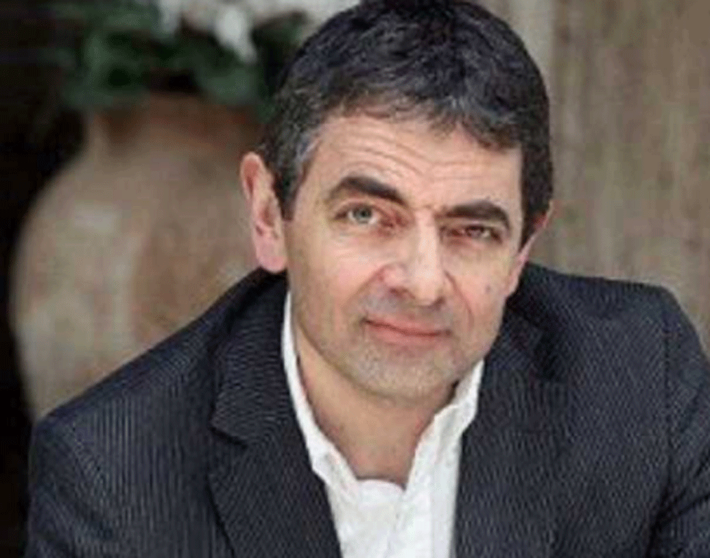 অ্যাটকিনসেনর ভারতীয় যোগও রয়েছে। তাঁর প্রথম স্ত্রী সুনেত্রা শাস্ত্রীর বাবা ভারতীয়। মা ব্রিটিশ। সুনেত্রা ভীষণ সুন্দরী একজন মেকআপ আর্টিস্ট ছিলেন। ১৯৮৭ সালে বিবিসি-র একটি সেটে অ্যাটকিনসনের সঙ্গে তাঁর পরিচয়।