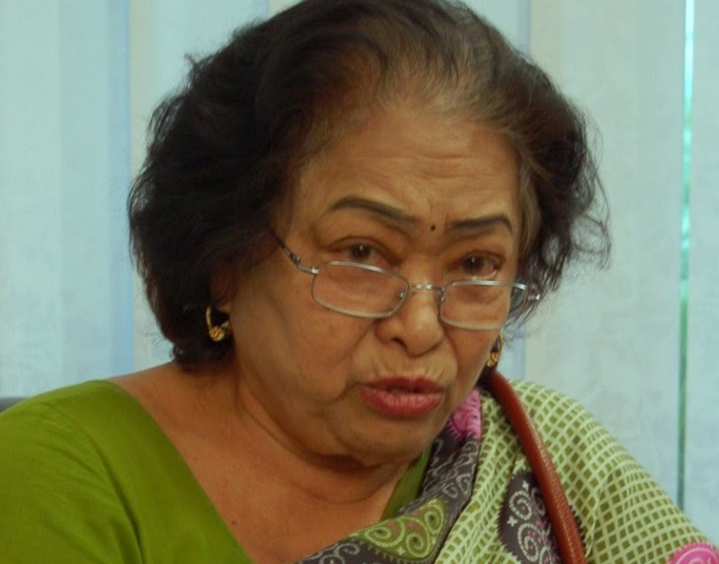 সময়ের তুলনায় এগিয়ে থাকা এই বই তখন সে ভাবে কদর পায়নি। কিন্তু এখন ভারতে সমকামিতা নিয়ে অন্যতম গুরুত্বপূর্ণ বই এটি। ১৯৭৭-এই শকুন্তলা দেবী সোচ্চার হয়েছিলেন সমকামিতাকে ‘অপরাধ’-এর পরিচয় দেওয়ার বিরুদ্ধে। (ছবি: সোশ্যাল মিডিয়া)