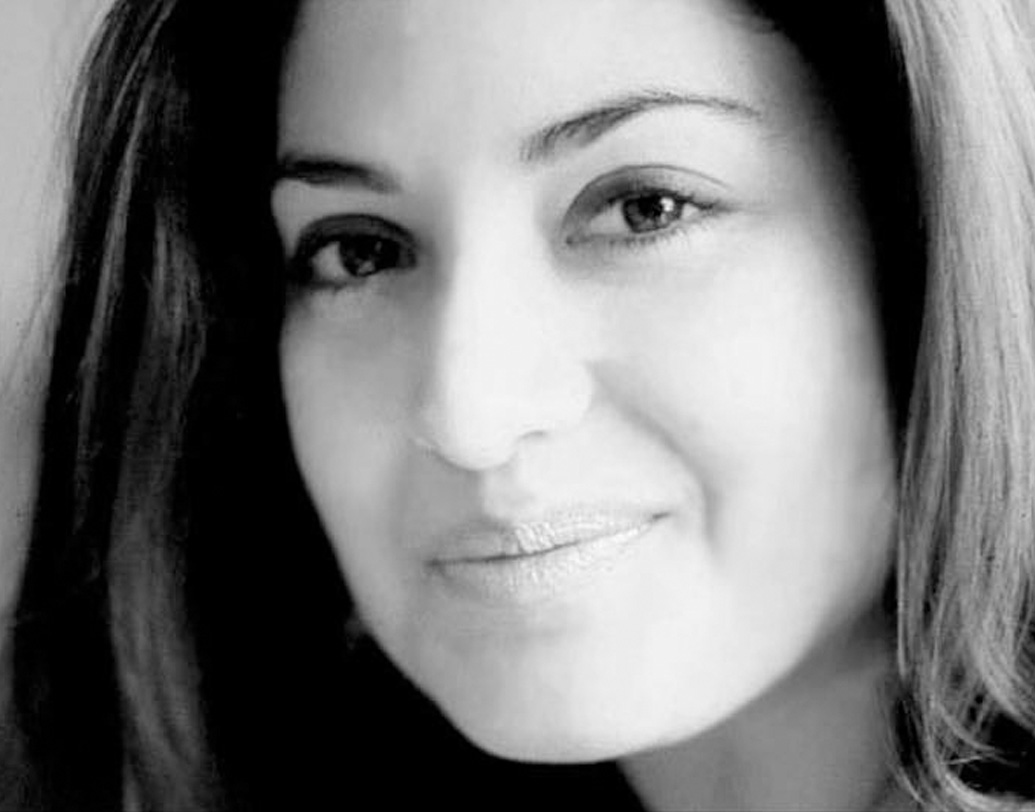 নাজিয়ার পরিজনদের অভিযোগ, তাঁকে তিলে তিলে মানসিক যন্ত্রণায় বিদ্ধ করেছিলেন মির্জা ইশতিয়াক। তিনি নাকি বলতেন, জীবন্ত নাজিয়ার থেকে মৃত নাজিয়াই তাঁর কাছে বেশি প্রিয়।  (ছবি: সোশ্যাল মিডিয়া)