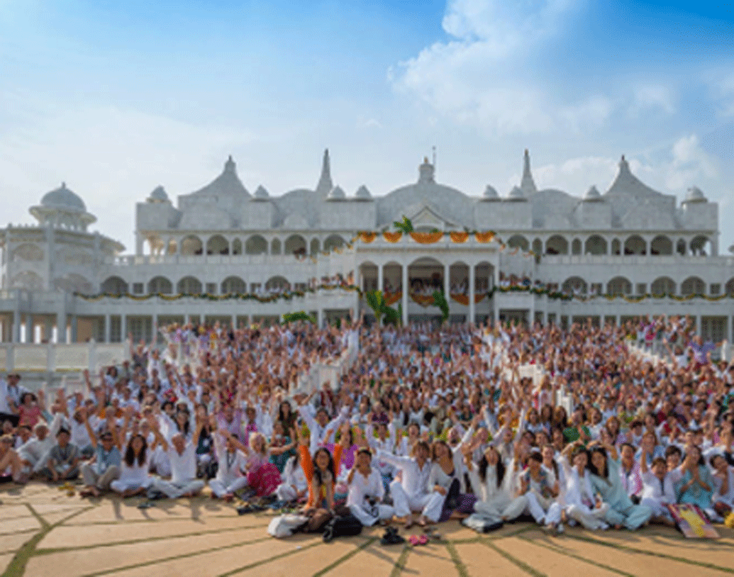 স্কুলের বন্ধু শঙ্কর পশ্চিম জার্মানি থেকে পদার্থবিদ্যায় গবেষণা সম্পূর্ণ করার পর ফিরে আসেন দেশে। দুই বন্ধু মিলে চিত্তুরে একটি স্কুল খোলার সিদ্ধান্ত নেন।