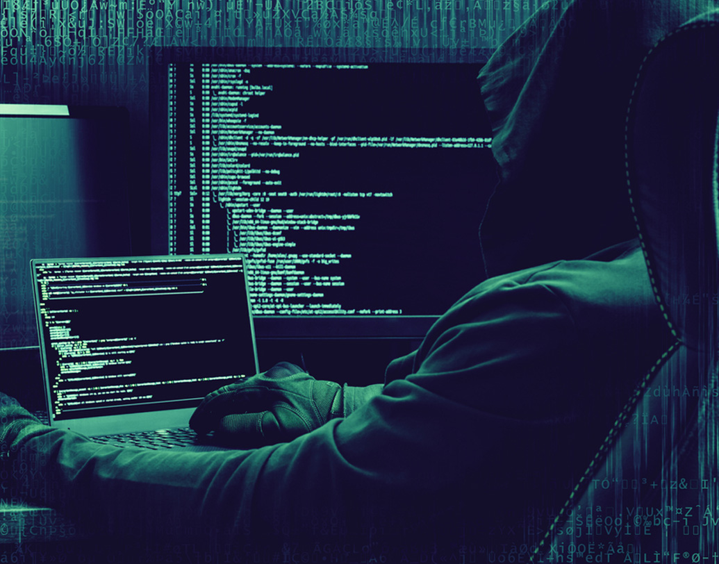 সাইবার সিকিউরিটি সংস্থা ডিপ ইনস্টিংক্ট-এর সঙ্গে যৌথ ভাবে ভয়ঙ্কর এই ল্যাপটপটি তৈরি করেছেন গুয়ো ডাং। ল্যাপটপটির নাম রাখা হয়েছে ‘পারসিসটেন্স অব কেওস’।