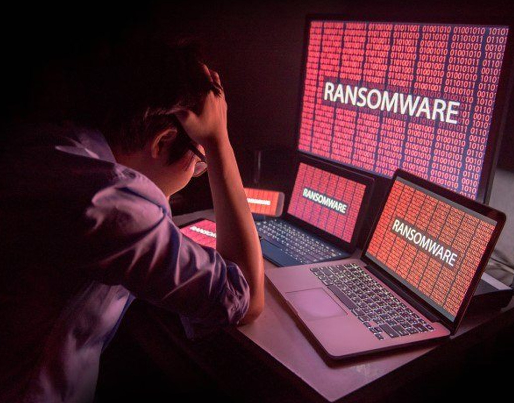 ল্যাপটপের মধ্যে রয়েছে ক্রাই র‌্যানসমওয়্যার-এর মতো ভয়ঙ্কর ম্যালওয়্যার। ২০১৭ সালে বিশ্বের ১৫০টি দেশে কম্পিউটার সিস্টেমে হামলা চালিয়েছিল এই ভাইরাস। যার জেরে ৪০০ কোটি ডলার ক্ষতি হয়।