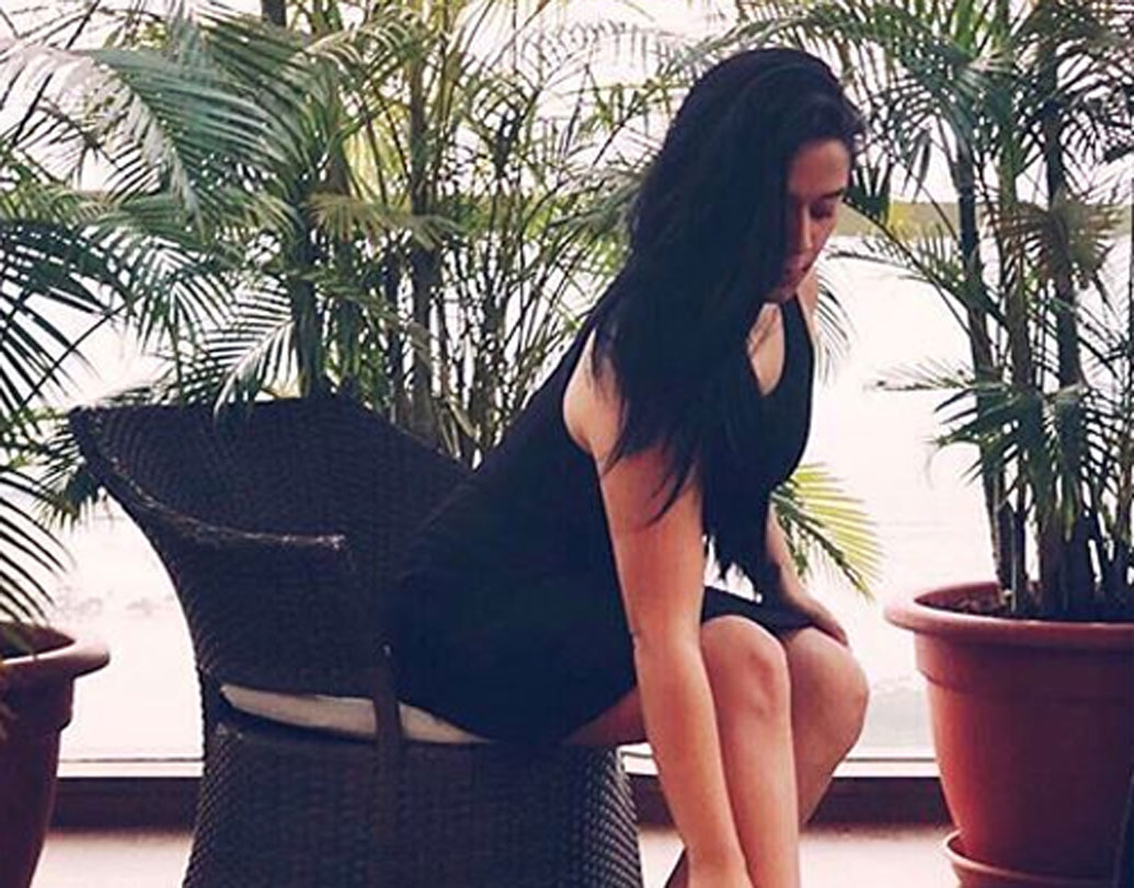 তবে তিনি অভিনয় করতে ইচ্ছুক কি না এখনও খোলসা করেননি।