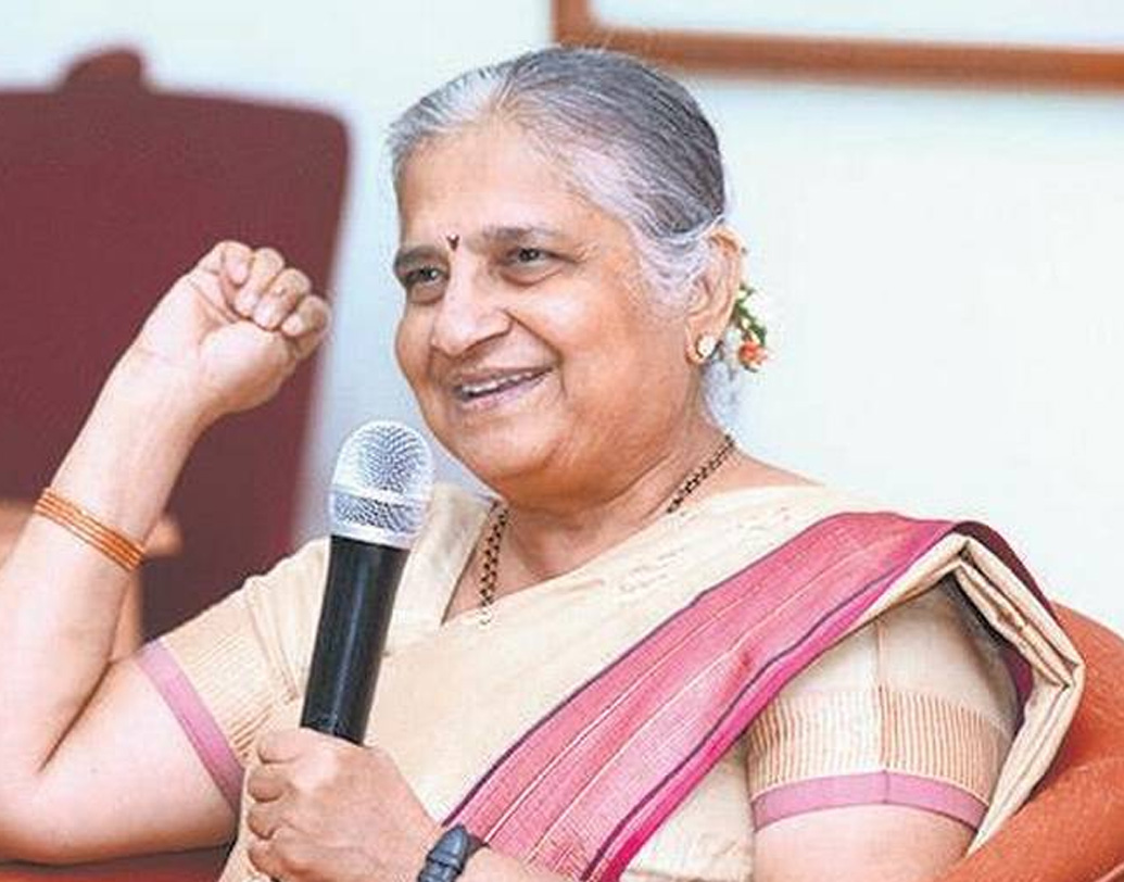 আবেদন তো করলেনই। সেই সঙ্গে স্বয়ং জে আর ডি টাটাকে চিঠি লিখলেন। জানতে চাইলেন এই লিঙ্গ বৈষম্যের কারণ কী?