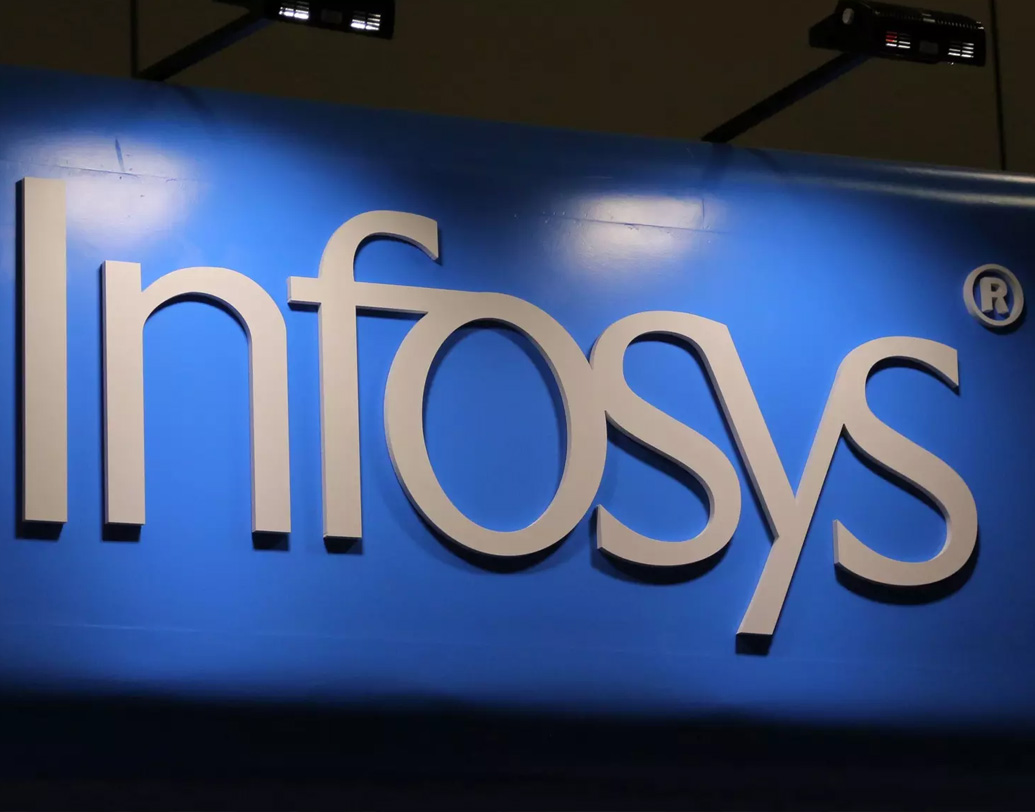 কিন্তু কিছুদিন এ ভাবে চলার পরেই সুধা আর তথ্য প্রযুক্তি সংস্থা ইনফোসিস-এর সঙ্গে থাকলেন না। কারণ, নারায়ণ মূর্তি জানালেন, তিনি চান না ইনফোসিসে স্বামী স্ত্রী দু’জনে নিযুক্ত থাকুক। সুধা থাকতে চাইলে তিনি সানন্দে সরে দাঁড়াবেন।