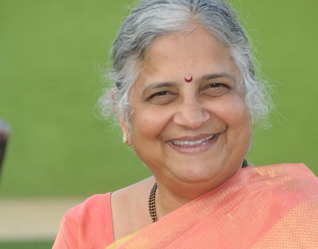 সাহিত্যপ্রেমী সুধা নিজেও বই লেখেন। ইতিমধ্যেই কন্নড় ও ইংরেজিতে বাচ্চাদের জন্য বেশ কয়েকটি বই লিখেছেন তিনি। গল্পচ্ছলে সেখানে কিছু না কিছু বার্তার প্রয়াস লক্ষণীয়।