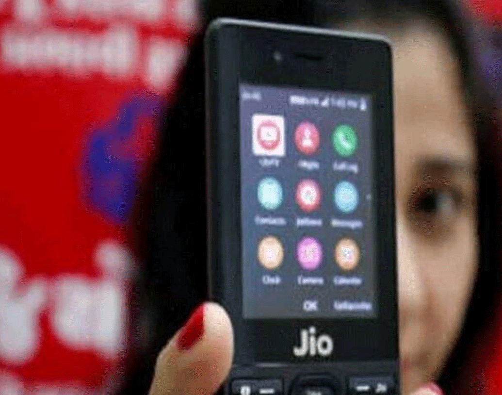 এই অফারে পুরনো ফোন বদল করার মতো অন্য কোনও লুকনো শর্ত নেই, সাফ জানিয়ে দেওয়া হয়েছে সংস্থার তরফে। কী ভাবে পাবেন এই ফোন?