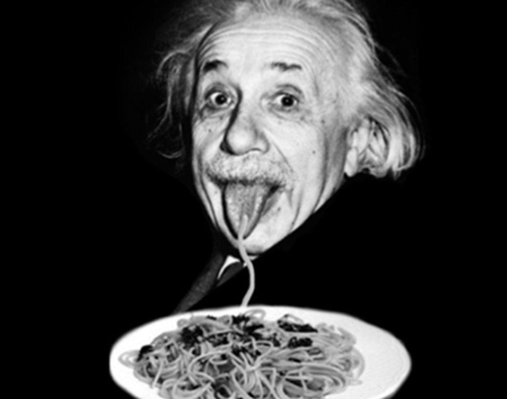 স্প্যাগেটি খেতে দারুণ ভালবাসতেন তিনি। শুধু ভাললাগার জন্যই যে স্প্যাগেটি খেতেন তা-ই কিন্তু নয়। সারা শরীরের ২০ শতাংশ এনার্জি প্রয়োজন ব্রেনের। আর আইনস্টাইনের মতে, স্প্যাগেটির কার্বোহাইড্রেট ব্রেনের জন্য খুব ভাল এনার্জির উত্স।