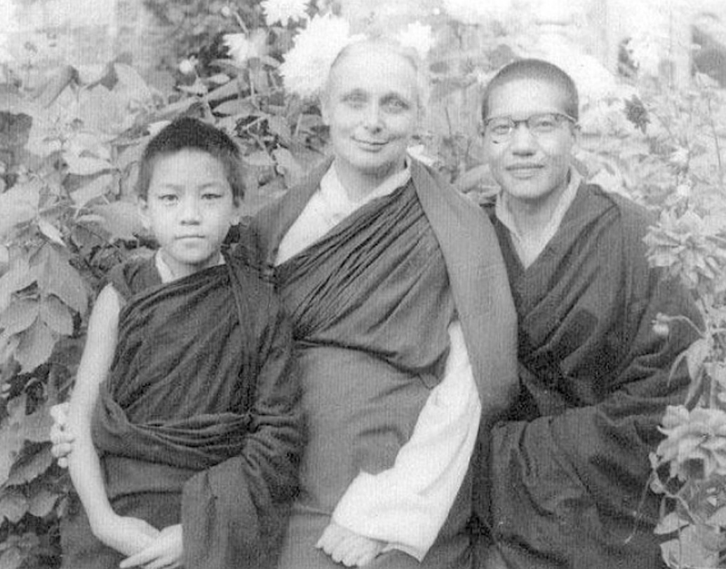 ১৯৫৩ সালে ইউনেস্কোর মিশনে মায়ানমার ( সাবেক বর্মা) গিয়েছিলেন ফ্রিডা। সেখানে গিয়ে বৌদ্ধ ধর্মের সান্নিধ্যে এসে তাঁর মধ্যে বিপুল পরিবর্তন দেখা দেয়। দিল্লি ফিরে এসে তিন মাস পরে তিনি সংসার ত্যাগ করে বৌদ্ধধর্মের পথে পা বাড়ান। (ছবি: সোশ্যাল মিডিয়া)