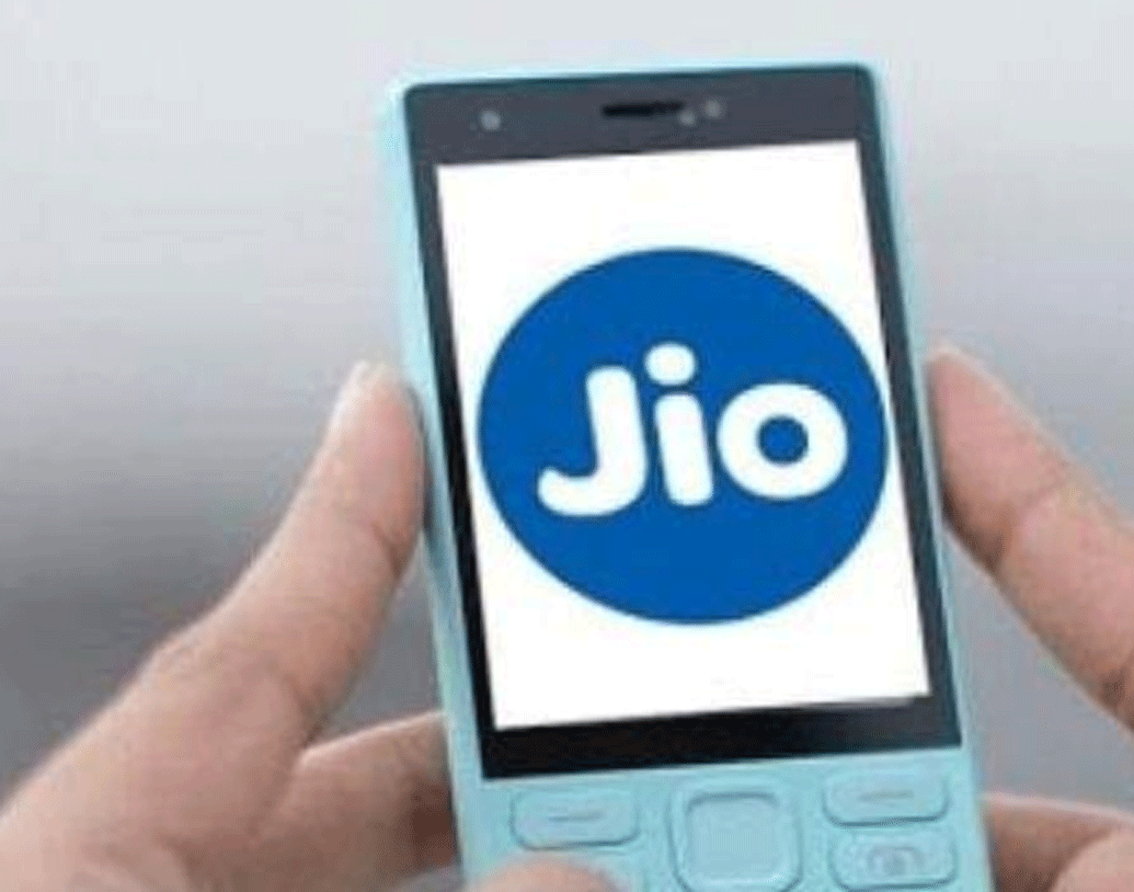 আর ৫২ টাকা প্রিপেড রিচার্জে ৭ দিনের জন্য আনলিমিটেড ভয়েস কল, ১.০৫ জিবি ডেটা এবং ৭০টা ফ্রি এসএমএস পেতেন গ্রাহক।