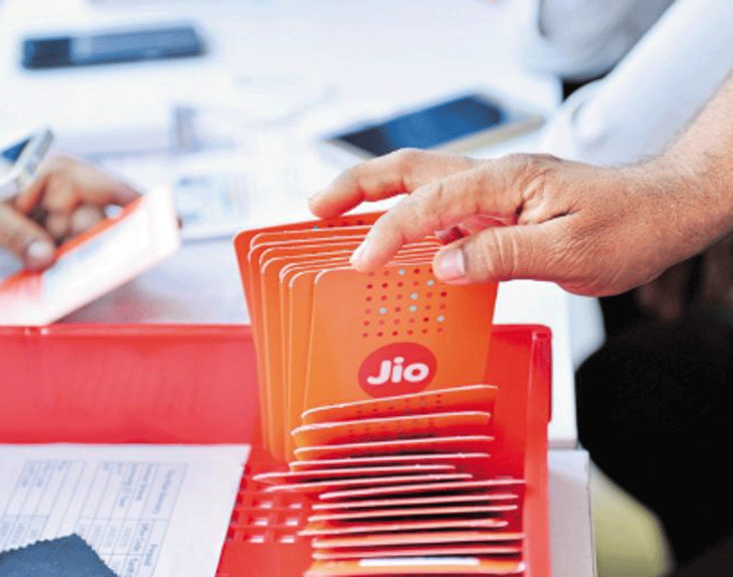 তেমন ৪৪৪ টাকার রিচার্জে ৩ মাস বা ৮৪ দিনের জন্য এই একই সুবিধা পাবেন গ্রাহক।