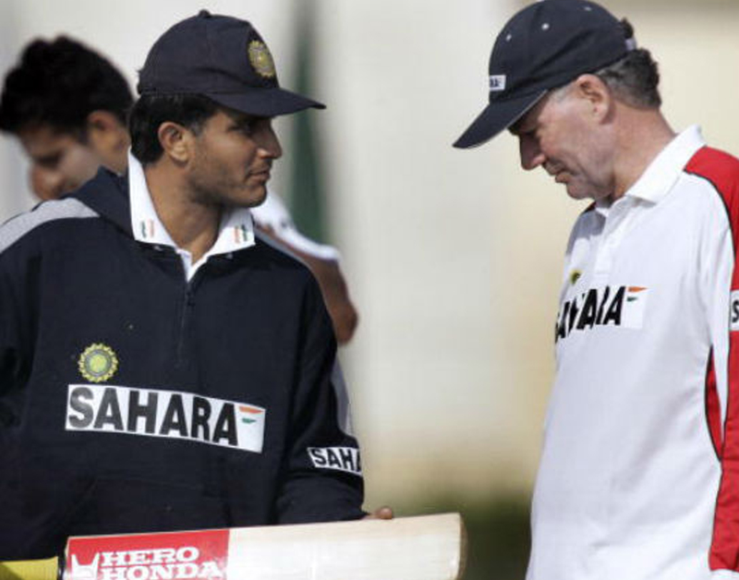 গ্রেগ জানিয়েছিলেন, দলকে নেতৃত্ব দেওয়ার মতো মানসিক অবস্থায় নেই সৌরভ। নেতৃত্বের প্রভাব পড়ছে ব্যাটিংয়েও। সৌরভের বিদায়ের সময় এসে গিয়েছে বলে মনে হয়েছিল গ্রেগের। এই মেলের জেরে দল থেকে বাদ পড়েন সৌরভ। এর জবাব হিসেবে ঘরোয়া ক্রিকেটে ধারাবাহিক থেকে জাতীয় দলে ফিরে এসেছিলেন তিনি।