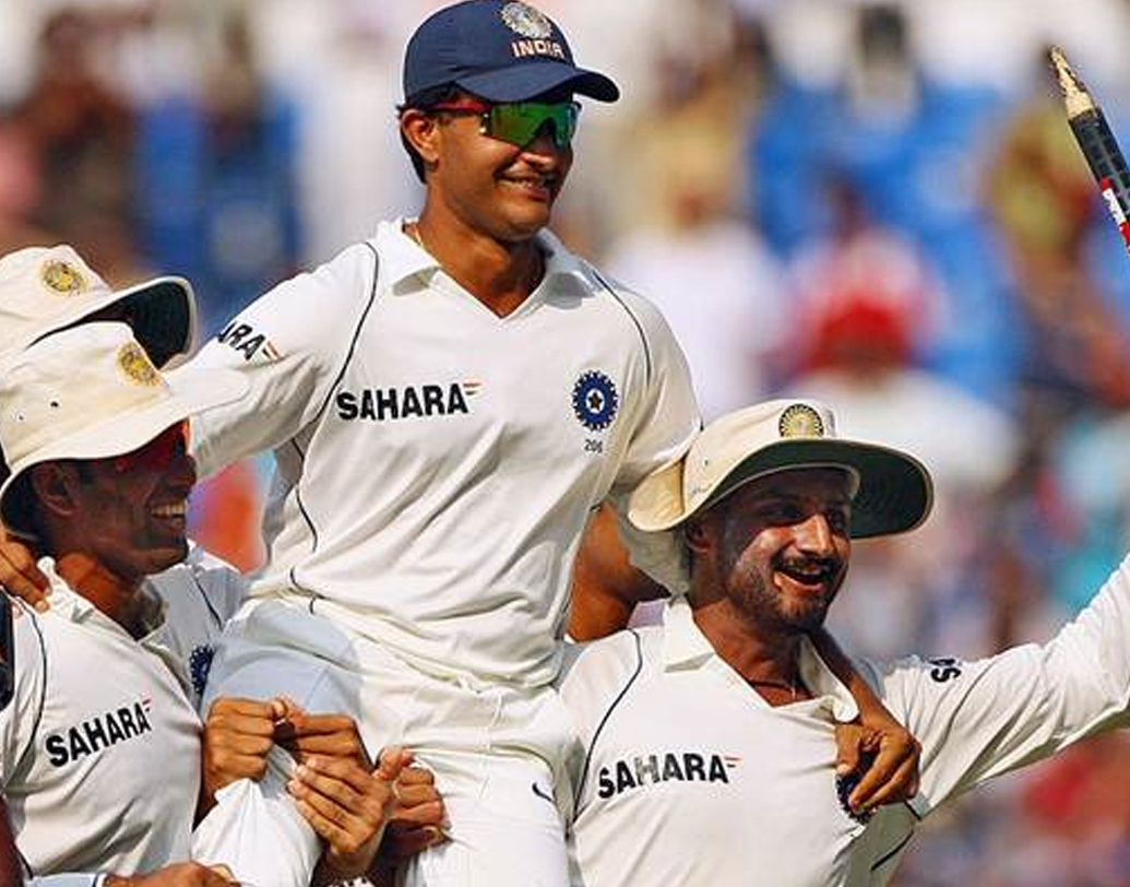 ওই ইনিংস সৌরভকে ফের প্রতিষ্ঠিত করে আন্তর্জাতিক ক্রিকেটে। পরের বছর টেস্টে পাকিস্তানের বিরুদ্ধে ডাবল সেঞ্চুরি করেন তিনি। ২০০৮ সালে অস্ট্রেলিয়ার বিরুদ্ধে টেস্ট সিরিজে আন্তর্জাতিক ক্রিকেট থেকে অবসরের সিদ্ধান্ত নেন সৌরভ।