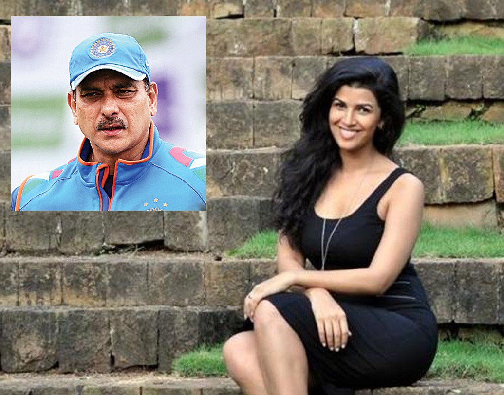 ভারতীয় দলের কোচ রবি শাস্ত্রীর সঙ্গেও নিমরতের সম্পর্ক নিয়ে গুঞ্জন শোনা গিয়েছিল। এর জেরে ব্যাহত হয় রবি শাস্ত্রীর দাম্পত্যও। কিন্তু রবি এবং নিমরত, দু’জনেই অস্বীকার করেছেন সব রটনা। (ছবি: সোশ্যাল মিডিয়া)