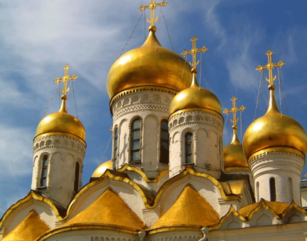 রাশিয়া: গত সাত বছর ধরে বিশ্বের সবচেয়ে বড় সোনা ক্রেতা রাশিয়ার সেন্ট্রাল ব্যাঙ্ক। রাশিয়া প্রশাসনের তত্ত্বাবধানে ২২১৯.২ টন সোনা রয়েছে। সোনা সঞ্চয়ে রাশিয়া বিশ্বে পঞ্চম।