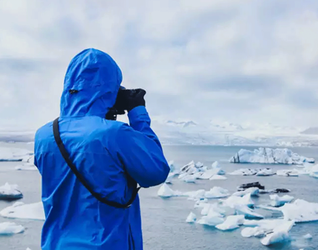 মঙ্গলা জানিয়েছেন, সেখানে পৌঁছনোর আগে দিল্লির এইমসে তাঁর শারীরিক পরীক্ষা হয়েছে। দু’সপ্তাহ তাঁকে নয় হাজার ফুট উচ্চতায় উত্তরাখণ্ডের অউলি এবং ১০ হাজার ফুট উচ্চতায় বদ্রীনাথে কাটাতে হয়েছে। সারাদিন পিঠে ভারী ব্যাগ নিয়ে ট্রেক করতে হয়েছে।