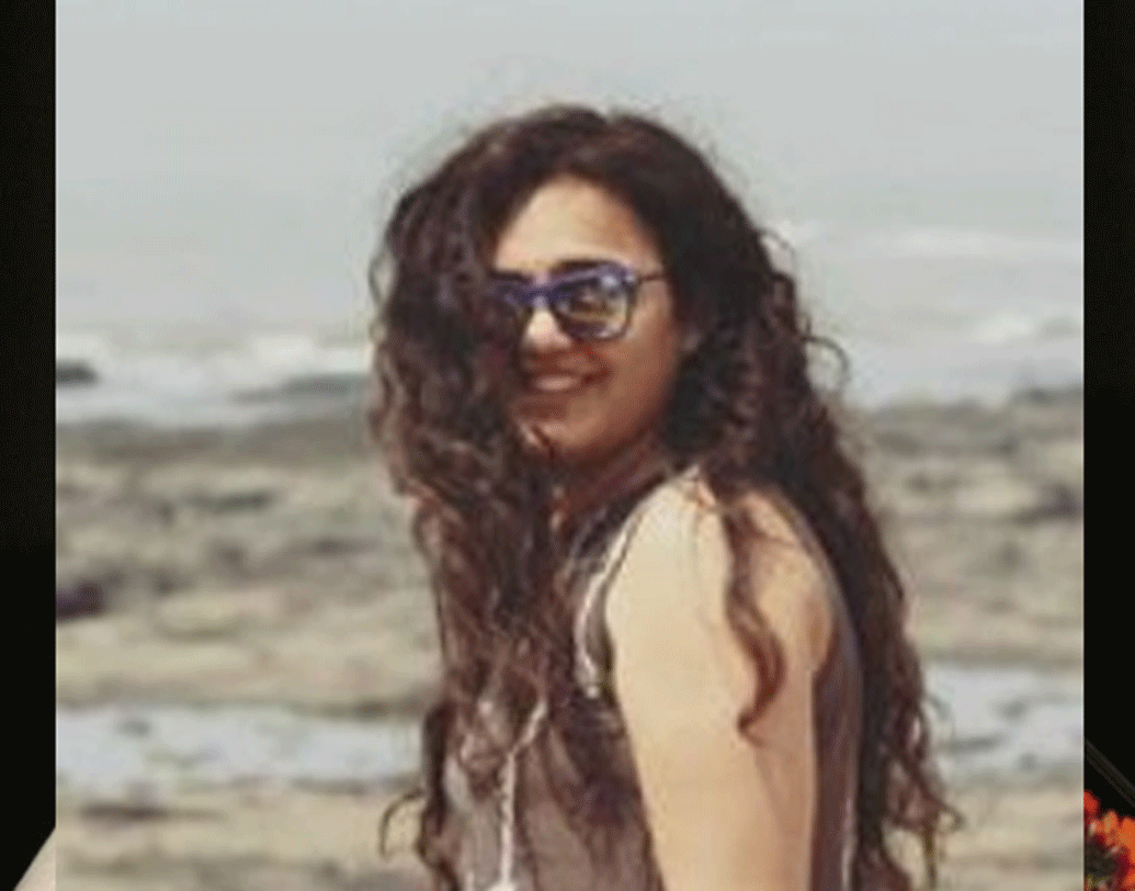 বিভিন্ন স্কিন কেয়ার এবং বিউটি কেয়ার প্রডাক্ট বিক্রি করতেন তিনি। ইচ্ছা ছিল, এটা নিয়েই এগোবেন জীবনে। কিন্তু বাবা-মা তাঁর ব্যবসায় একটা বড় বাধা ছিলেন।