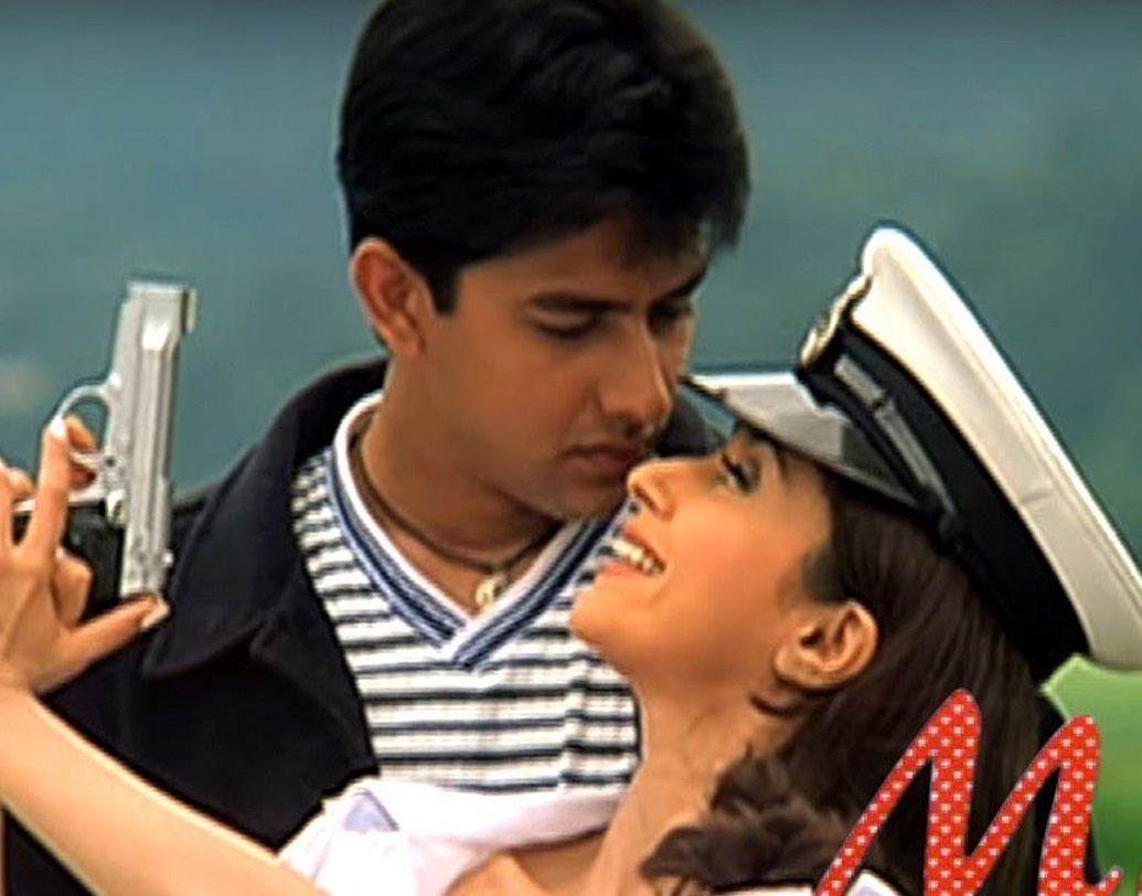 মডেলিং চলতে থাকে উনিশ বছর বয়স অবধি। তারপরই তিনি সুযোগ পান রামগোপাল ভার্মার ছবি ‘মস্ত’-এ। কলেজপড়ুয়া আফতাবের বিপরীতে নায়িকা ছিলেন ঊর্মিলা মাতণ্ডকর। ২০০০ সালে মুক্তি পাওয়া ছবিটি ছিল সুপারহিট। (ছবি : সোশ্যাল মিডিয়া)