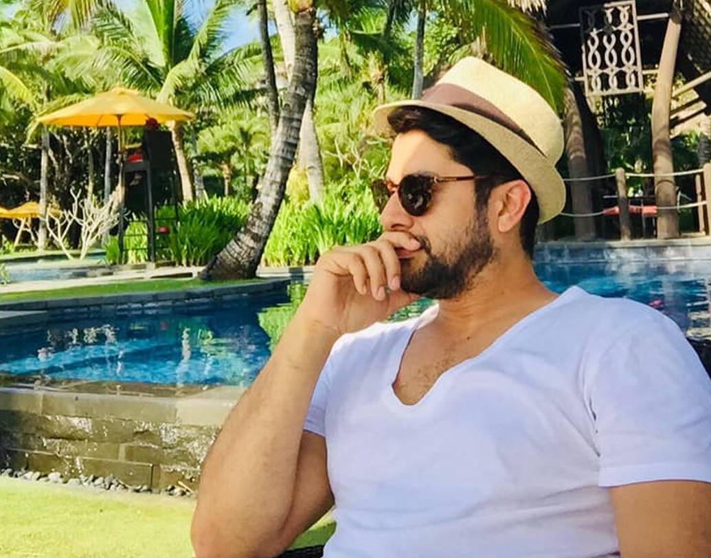 তাঁর কেরিয়ারে ‘ডরনা মানা হ্যায়’, ‘হাঙ্গামা’, ‘মুসকান’, ‘নিশব্দ’, ‘ওম শান্তি ওম’, ‘দশ কহানিয়াঁ’, ‘লাইফ মেঁ কভি কভি’, ‘কমবখত ইশক’ উল্লেখযোগ্য ছবি। তবে ২০০৭-এর পর থেকেই আফতাবের কেরিয়ারগ্রাফ আচমকাই নামতে থাকে দ্রুত গতিতে। (ছবি : সোশ্যাল মিডিয়া)