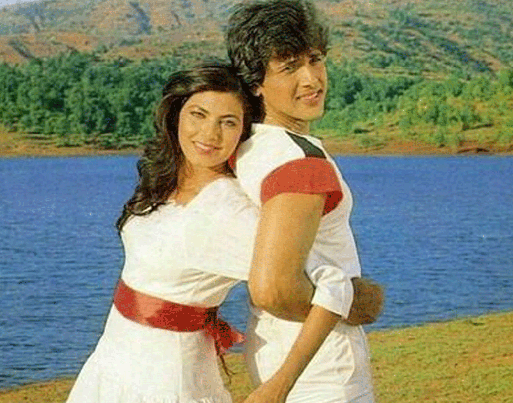 ১৯৬৫ সালে মহারাষ্ট্রের মুম্বইয়ে জন্ম কিমীর। আশি-নব্বইয়ের দশকে কিমী ছিলেন হট মডেল এবং সুঅভিনেত্রী। সেই সময়ে বোল্ড দৃশ্যে অভিনয় করতেও পিছপা হননি তিনি।