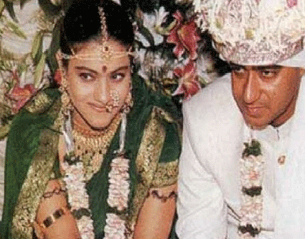 বাড়ির ছাদে মাত্র ৩০ মিনিটে তাঁদের বিয়ে সম্পন্ন হয়ে গিয়েছিল। তবে বিয়ের পর দু’মাস ছুটি নিয়ে ইউরোপে হানিমুনের পরিকল্পনা করেছিলেন তাঁরা। যদিও শেষে পরিকল্পনা পরিবর্তন করে একমাস ঘুরেই বাড়ি ফিরেছিলেন দুজনে।