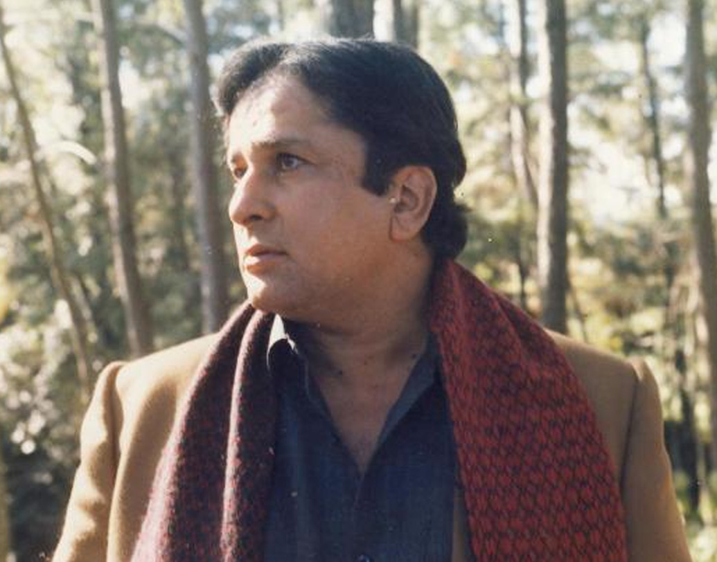 এরপর ধীরে ধীরে বলবীর হয়ে উঠলেন ‘শশী কপূর’। ছবিতে ব্যবহৃত নাম ‘শশীরাজ’-কেই নিজের পরিচয় করেছিলেন তিনি। অভিনয় করেছেন বহু নায়িকার সঙ্গে। কিন্তু তাঁর ব্যক্তিগত একান্ত পরিসরে জেনিফার ছাড়া আর কোনও নারীর পা পড়েনি।