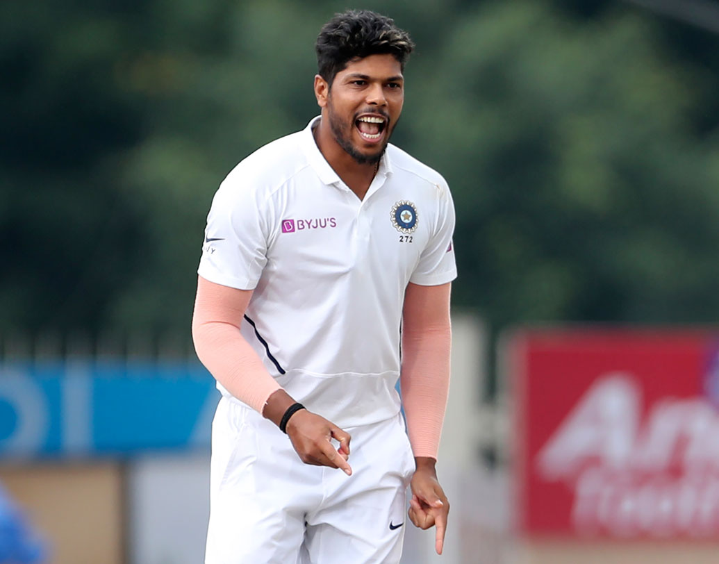 মহম্মদ শামির সঙ্গী হিসাবে প্রোটিয়াদের বিরুদ্ধে যেন অন্য এক উমেশ যাদবকে দেখা গিয়েছে। দুই টেস্টে নিয়েছেন ১১ উইকেট। বাংলাদেশি ব্যাটসম্যানদের বেগ দিতে ইনদওরের পিচে দেখা যেতে পারে উমেশকে।