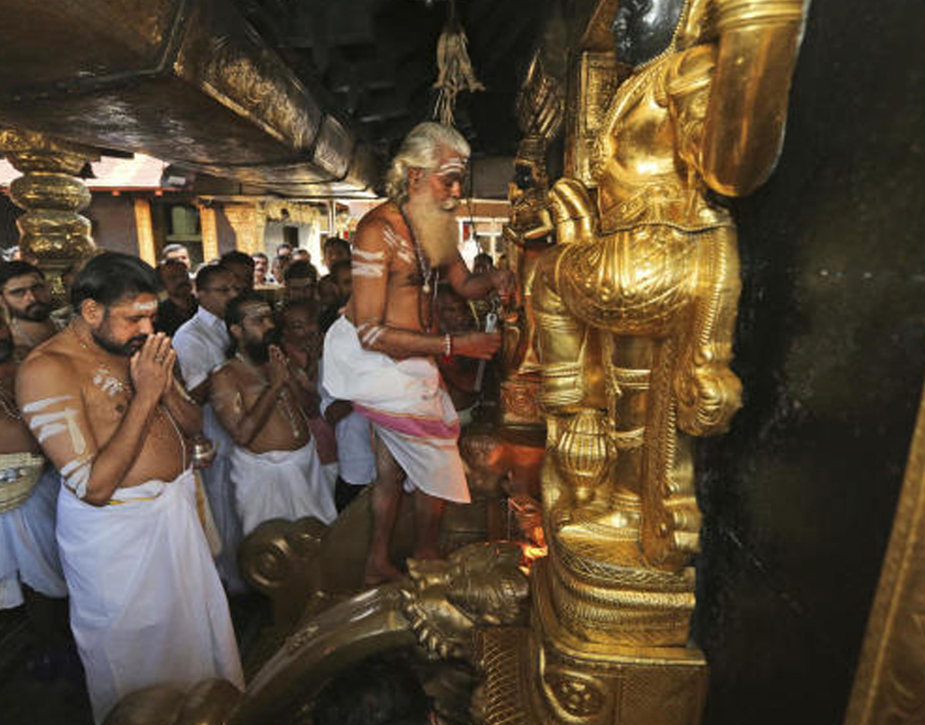 ২০১৮-র ২৮ সেপ্টেম্বর সুপ্রিম কোর্ট যখন শবরীমালা মন্দিরে সব বয়সের মহিলাকে প্রবেশাধিকার দিয়েছিল, তখন পাঁচ বিচারপতির বেঞ্চের এক জন সদস্য, বিচারপতি ইন্দু মলহোত্র ভিন্নমত পোষণ করেছিলেন।