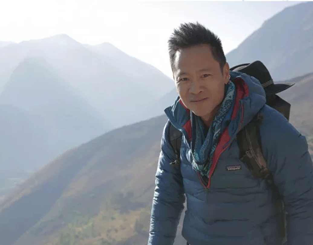 ন্যাশনাল জিয়োগ্রাফিকের বিজ্ঞানী অ্যালবার্ট লিন, প্রত্নতাত্ত্বিক আদান চকি এবং থমাস হার্ডির যৌথ প্রয়াসে লাইট ডিকেটশন, লেসার এবং রেঞ্জিং প্রযুক্তি ব্যবহার করে ইনকা সভ্যতার আগের এই শহরের খোঁজ মিলেছে।