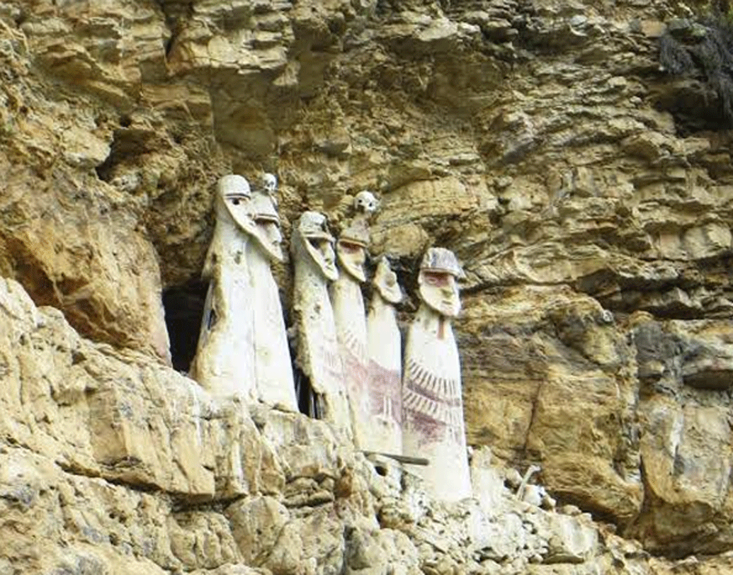 ইতিহাসবিদরা জানিয়েছেন, মাচুপিচুতে এক সময় ৭৫০ জন বাস করতেন। আজ সেখানে শুধুই ধ্বংসস্তূপ।