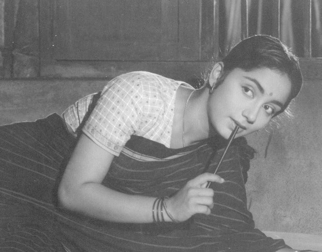 খুড়তুতো বোন ববিতার সঙ্গে কোনওদিনই সম্পর্ক নিবিড় ছিল না। শেষ জীবনেও সাধনার যোগাযোগ ছিল হেলেন, ওয়াহিদা রহমান, নন্দা-র মতো ইন্ডাস্ট্রির ঘনিষ্ঠ বান্ধবীদের সঙ্গেই।