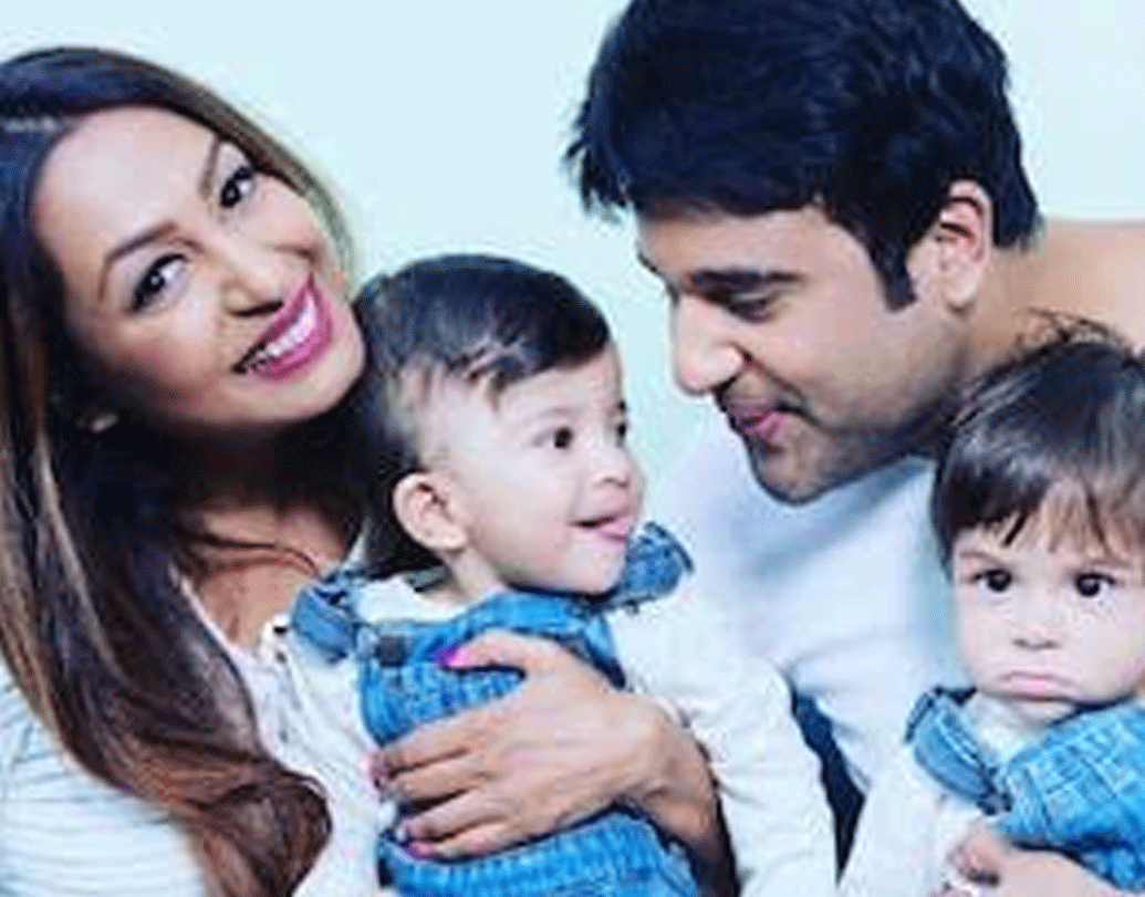 কৃষ্ণা অভিষেক এবং কাশমেরা শাহ: অভিনেতা এবং কমেডিয়ান কৃষ্ণা এবং অভিনেত্রী কাশমেরাও একসঙ্গে দুটো উত্সব পালন করেছেন পরিবারে। তাঁদের যমজ সন্তানের জন্য।