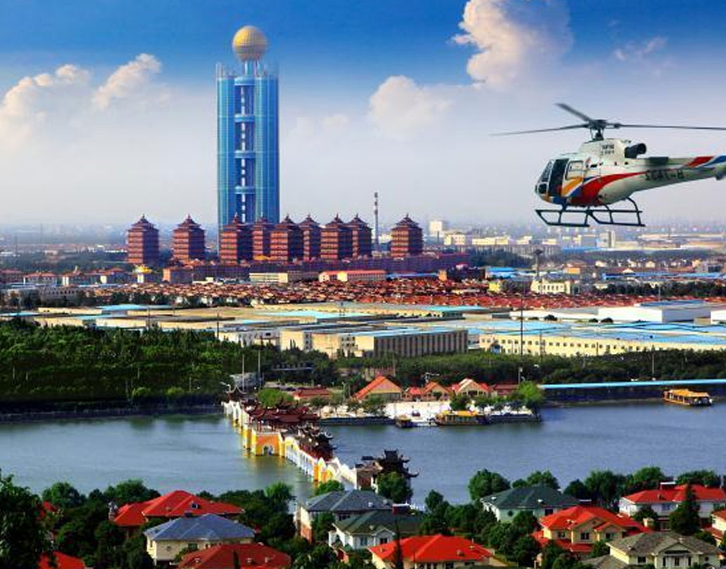 চিনের জিয়াংসু প্রদেশের এই গ্রামটির নাম হুয়াক্সি। এটাকে বিশ্বের সবচেয়ে ধনী গ্রাম বলে দাবি করা হয়। এটি ‘সুপার ভিলেজ’ নামে পরিচিত।