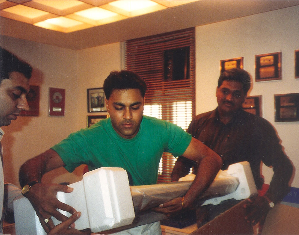 মনে মনে গানের সঙ্গে সখ্য শুরু হয়েছিল ছোটবেলা থেকেই। তাই নৈনিতালের জি বি পন্থ ইউনিভার্সিটি অব এগ্রিকালচার অ্যান্ড টেকনোলজিতে বি টেক পড়ার সময় থেকেই গান নিয়ে কেরিয়ার তৈরির কথা ভাবেন বাবা সেহগল।